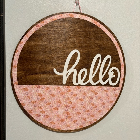 🤍Hello🤍 - Wall Decor - Picture 2 of 3
